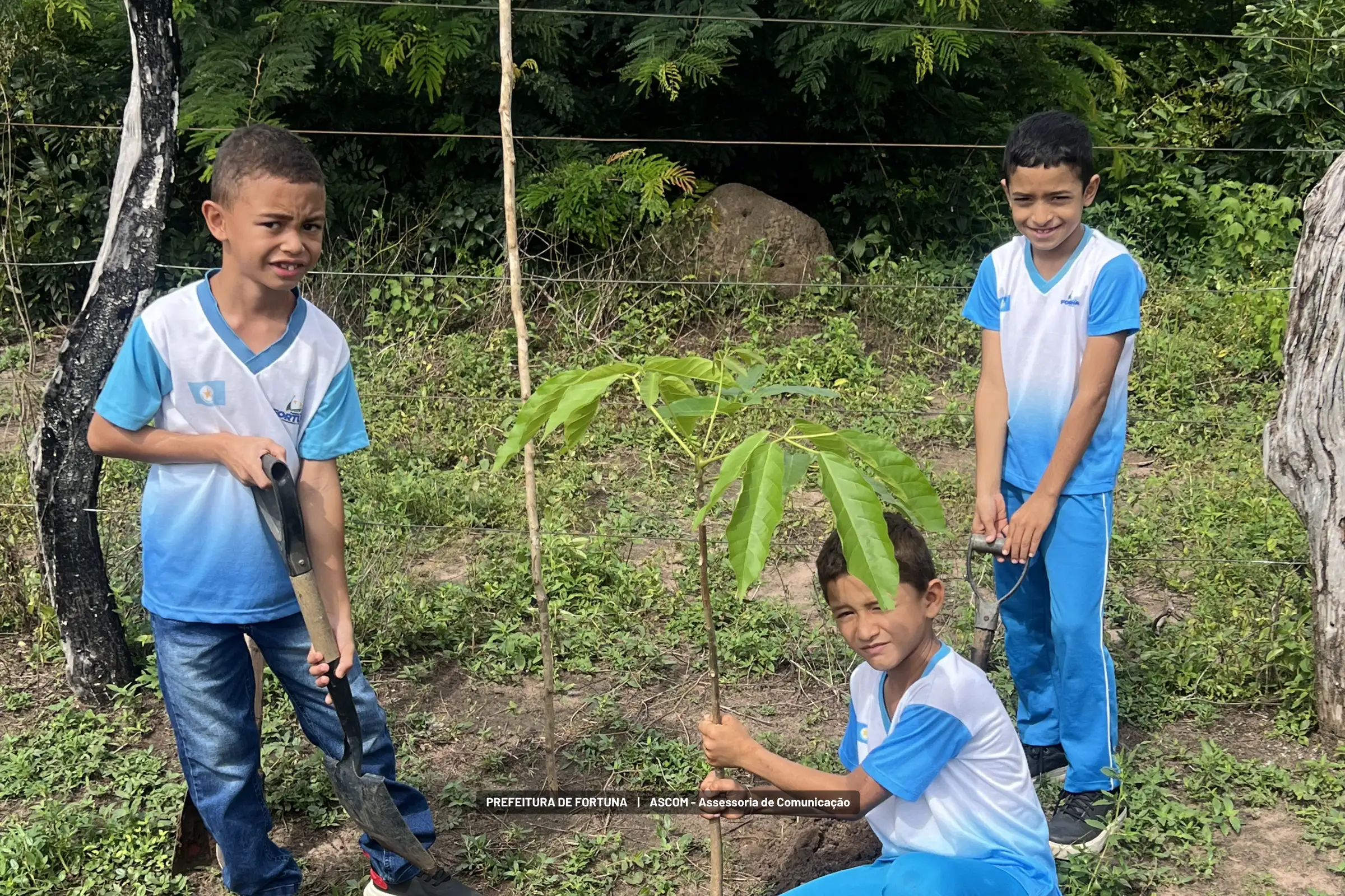 Foto 2 – Prefeitura de Fortuna promove ação educativa e plantio de mudas em alusão ao Dia Mundial da Água