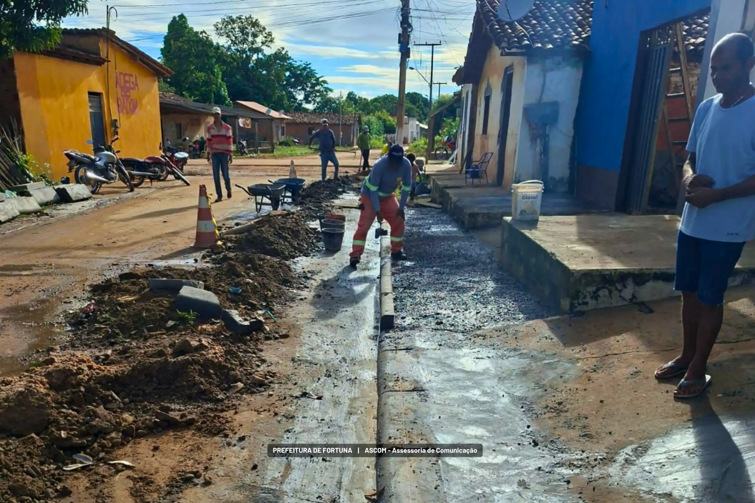 Foto 2 – Prefeitura de Fortuna realiza obra de recuperação na Rua Casimiro de Abreu e reforça infraestrutura urbana